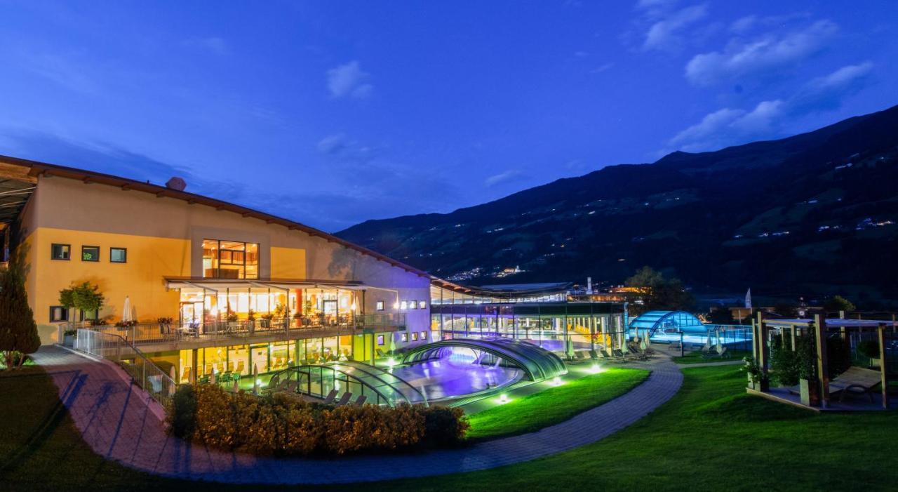 H21 - Modernes Ferienhaus auf 3 Ebenen mit Panorama-Dachterrasse und Sauna - 400m zum Lift Spieljochbahn Fügen Exterior foto