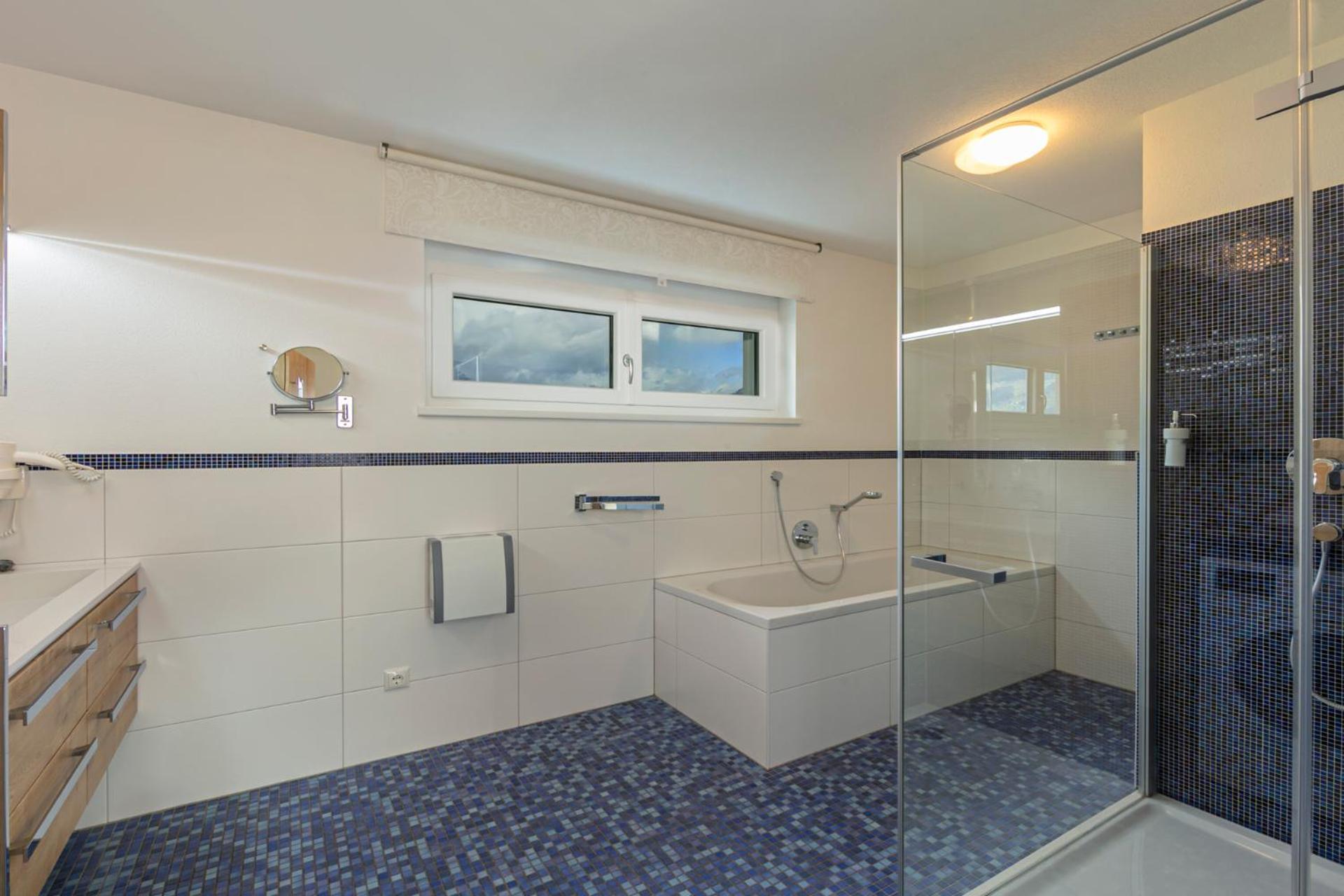 H21 - Modernes Ferienhaus auf 3 Ebenen mit Panorama-Dachterrasse und Sauna - 400m zum Lift Spieljochbahn Fügen Exterior foto