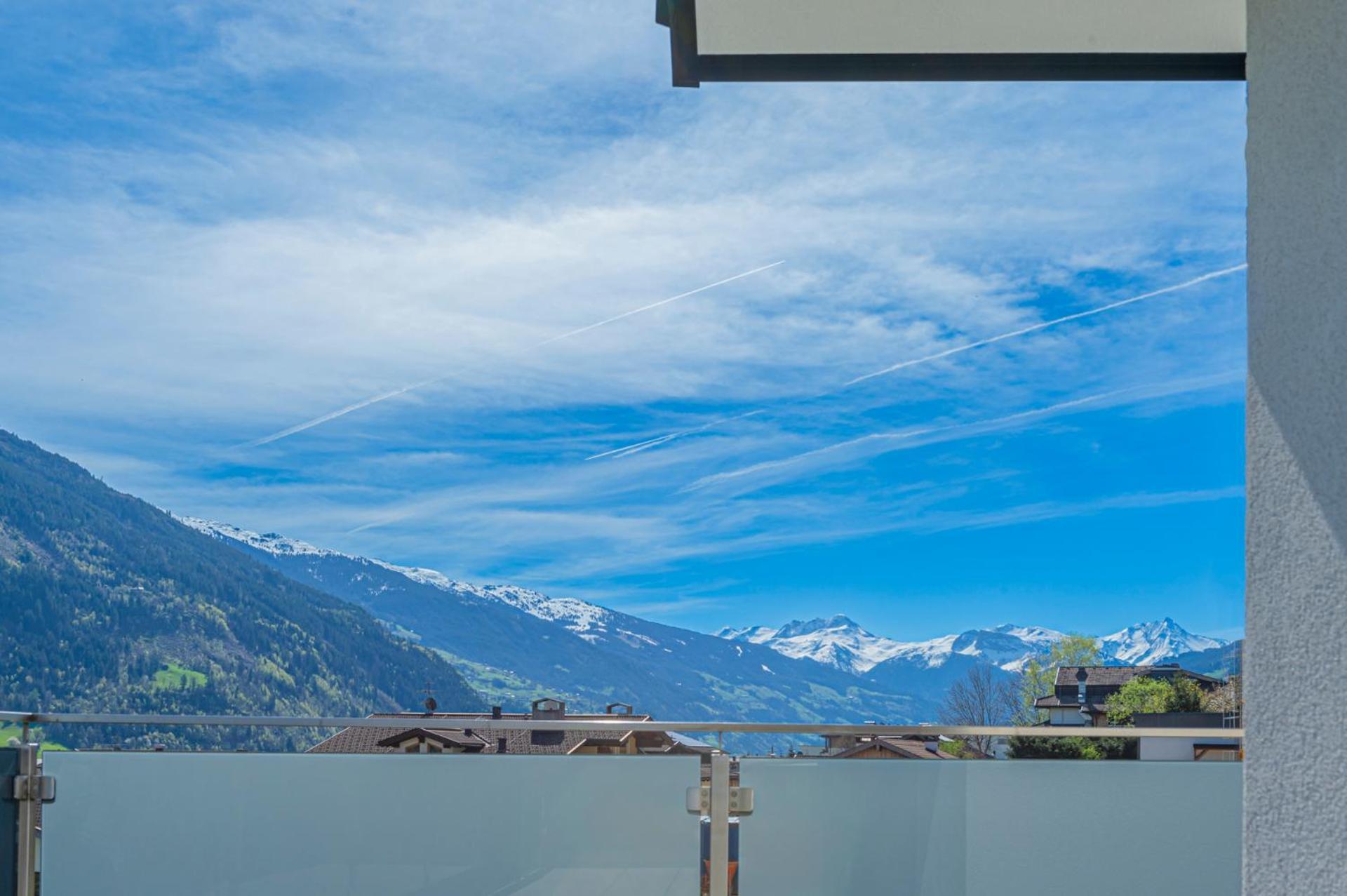 H21 - Modernes Ferienhaus auf 3 Ebenen mit Panorama-Dachterrasse und Sauna - 400m zum Lift Spieljochbahn Fügen Exterior foto